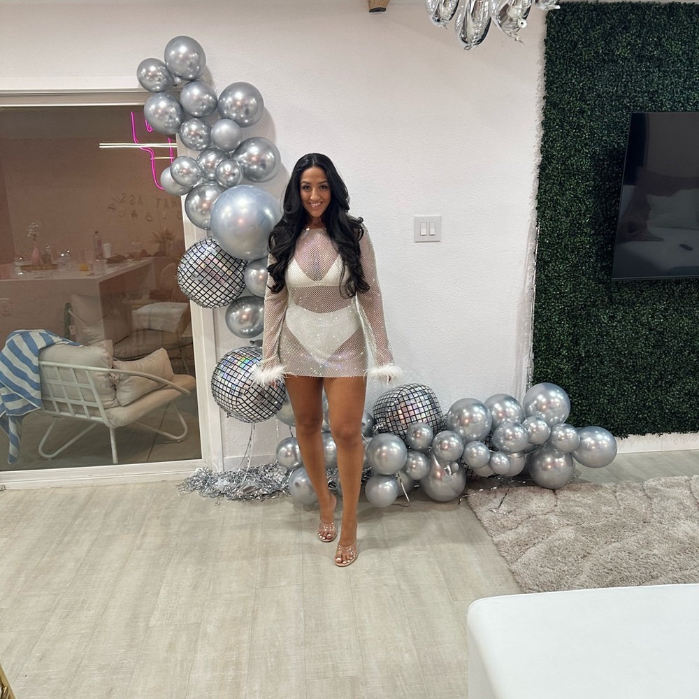 White fox disco inferno dress !! Size small/ medium.